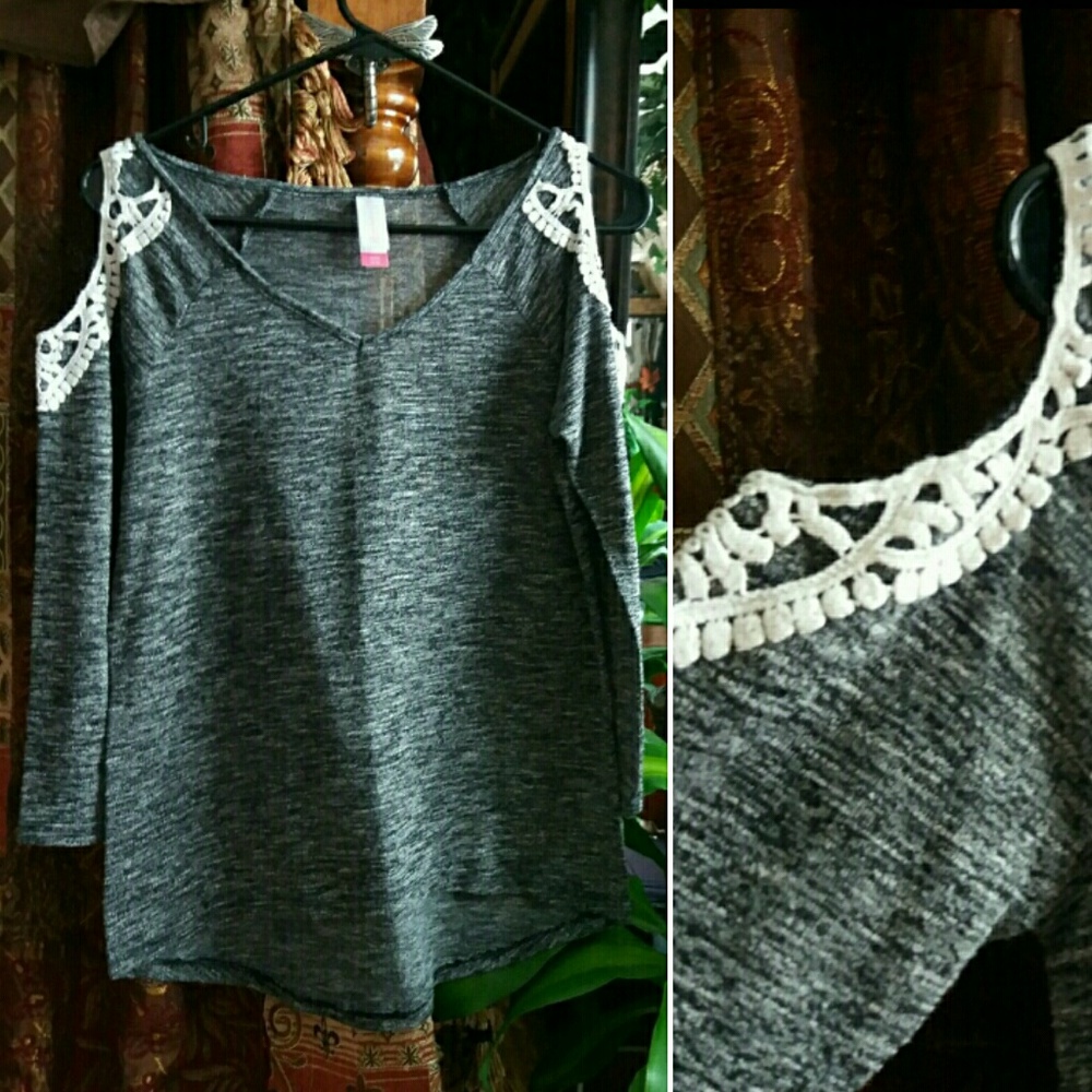 No Boundaries Shoulderless Blouse